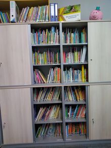 Wir haben mehrere hundert Bücher 